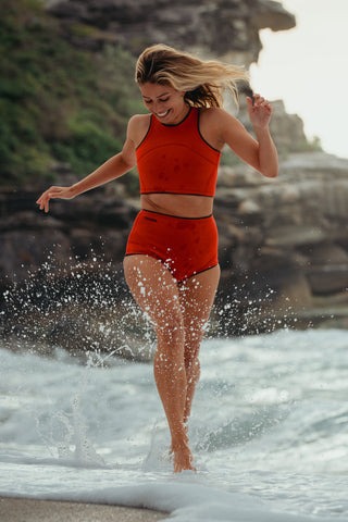 2mm Women's Wetsuit Top | Sleeveless | Chili Red